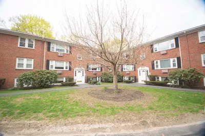 462 Nahatan St #C5 1