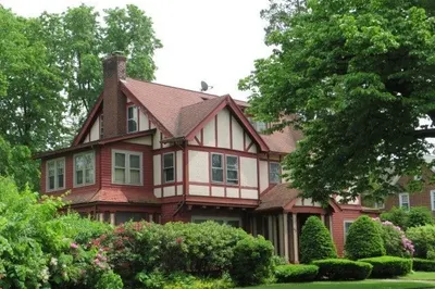 65 Bellevue Ave