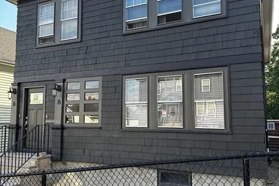 8 Blakeville St #1