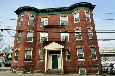 202 Chestnut Street #3