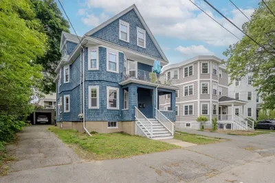 56 Marlboro St #1 1