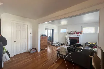 19 Appleton St #1