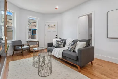 17 Crocker St #1