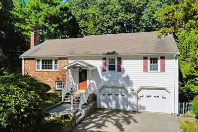 110 Thornberry Road 1