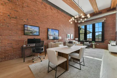 319 A St #502