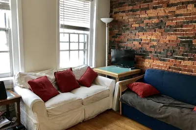 43 Grove St #2 1