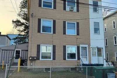 40 Edwards St 1