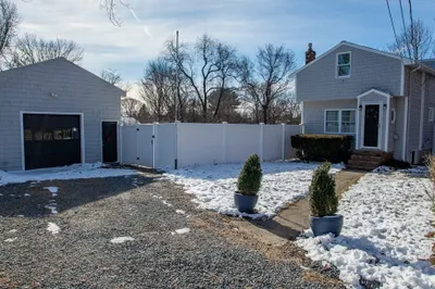 166 Cliff Ave 1