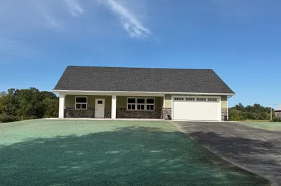 2 Cronin Hill Road 1