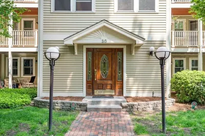 30 Cameron St #5