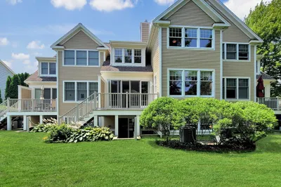 4 Quinns Way #4