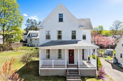 32 Grogan Ave