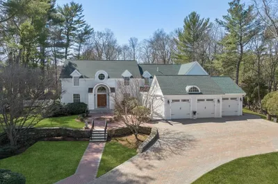30 Hillcrest Rd 1