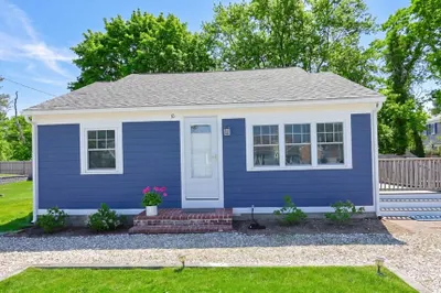 10 Cranberry Ln 1
