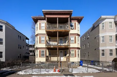 35 Wilcock St 1