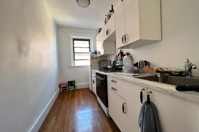 1254 Commonwealth Ave #11 1