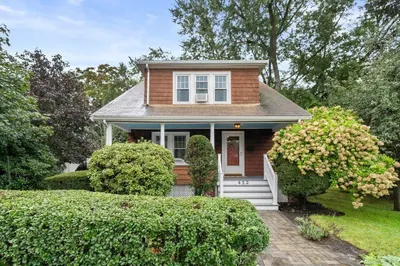 452 Walnut St