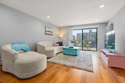32 Whites Ave #E441