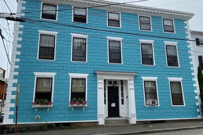 52 Washington St #7 1