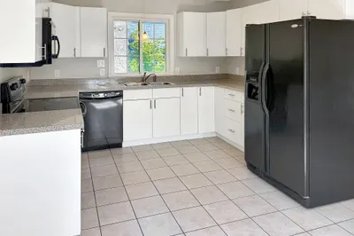 239 Union St #2 1