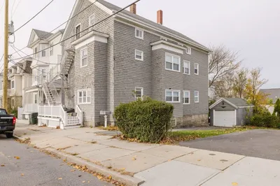 404 Bradford Ave