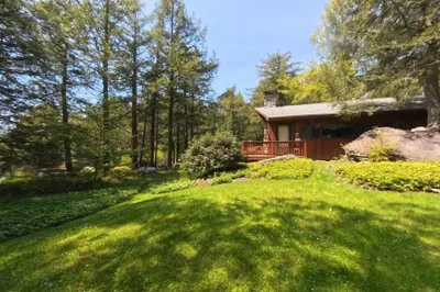 32 Pond Hill Rd 1
