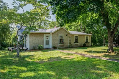43 Locust Ave 1