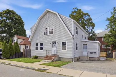 3 Nichols St