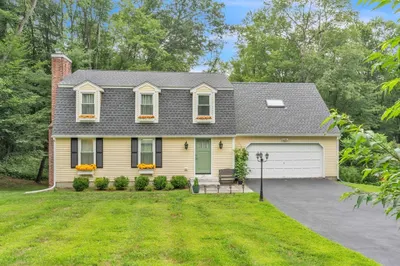 24 Meadow Wood Drive