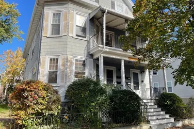 8 Hancock Street #1L