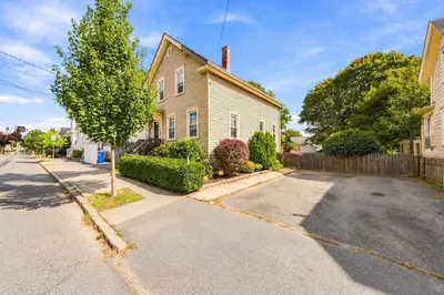326 Cedar St 1