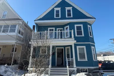 20 Henry Ave #2