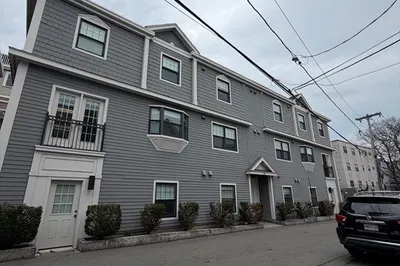 43 Pitman Street #202