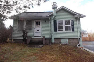 150 Framingham Rd 1