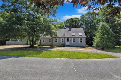 41 Wayland Road 1