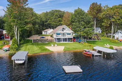 84 Lakeshore Dr 1