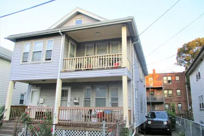 71 Hooker St #1