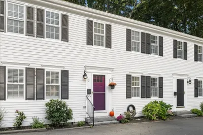 2 Greenleaf St #3 1