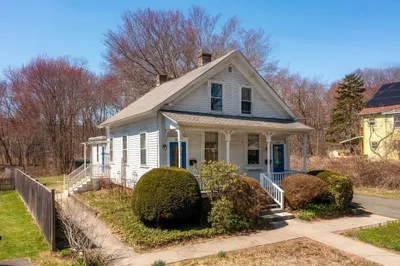 26-28 Norwood Ave