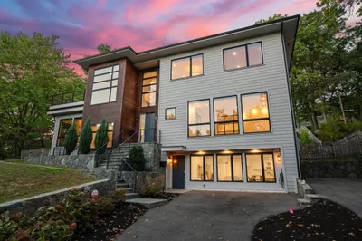 61 Lakeview Ave 1