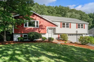 12 Cider Mill Rd 1
