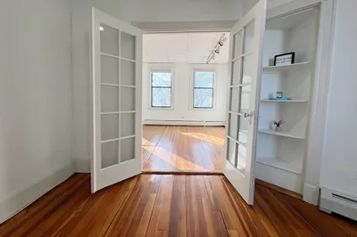 223 Paris Street #3