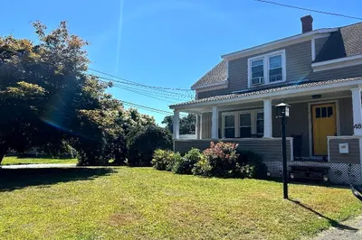 48 Murray Ave