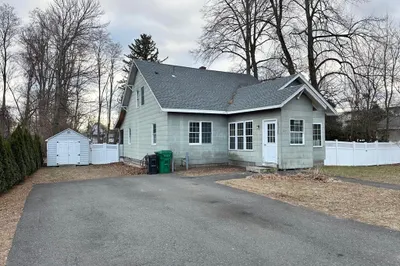 67 Beaudry Ave