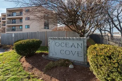 677 Quincy Shore Dr #102