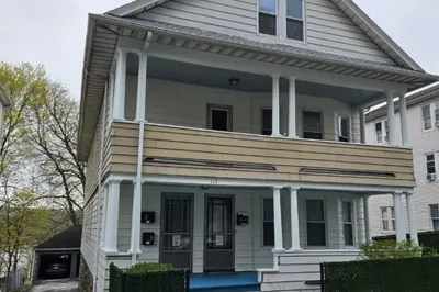 117 Illinois St. #3