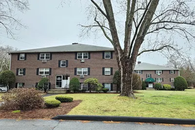 96 Richardson Rd #B21