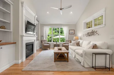 40 Danforth Lane #40 1