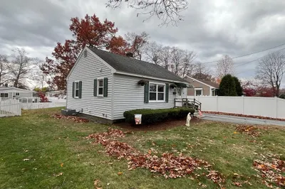 94 Fleming St