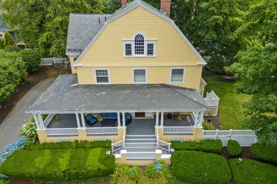 216 Highland Avenue